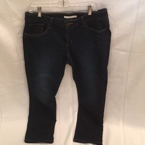 Levi 314 Shaping Straight Jeans